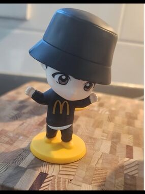 BTS TinyTAN x McDonald’s Happy Meal Toy Figure - Jungkook (Encore)